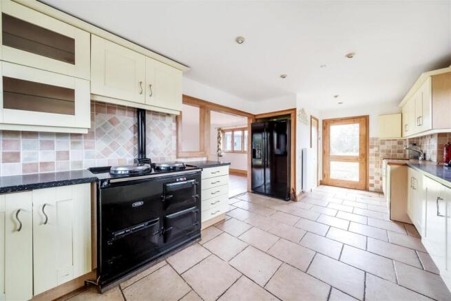 Kitchen.jpg