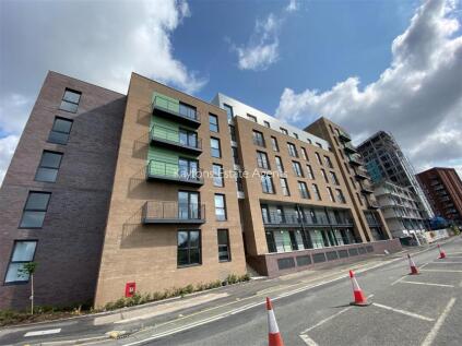 Middlewood Plaza, Muslin Street, Salford