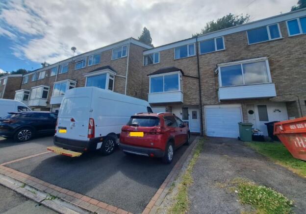29 Whitestone Road