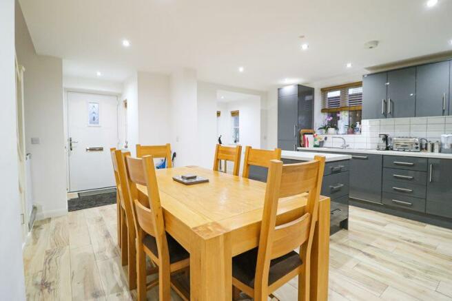 Kitchen/Dining Room