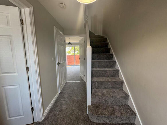 4ce01151-68ee-4d3...