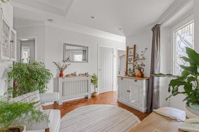 18 Greenfield Rd-25.jpg