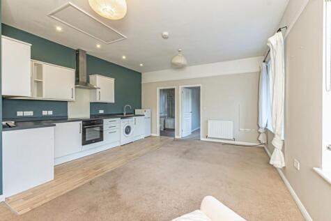 Frogmore Street, Tring