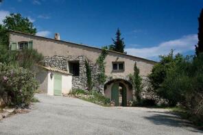 Photo of Provence-Alpes-Cote d'Azur, Alpes-Maritimes, Le Bar-sur-Loup