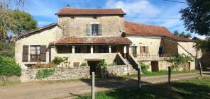 Photo of Midi-Pyrenees, Aveyron, Villeneuve