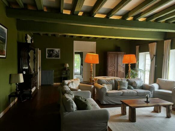 10 Bedroom Character Property For Sale In Midi-pyrenees, Ariège 