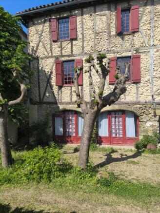 Photo 1