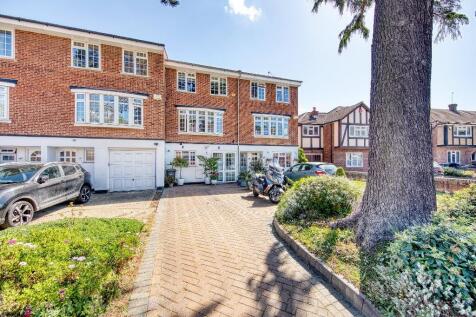 Waverley Road, London, EN2