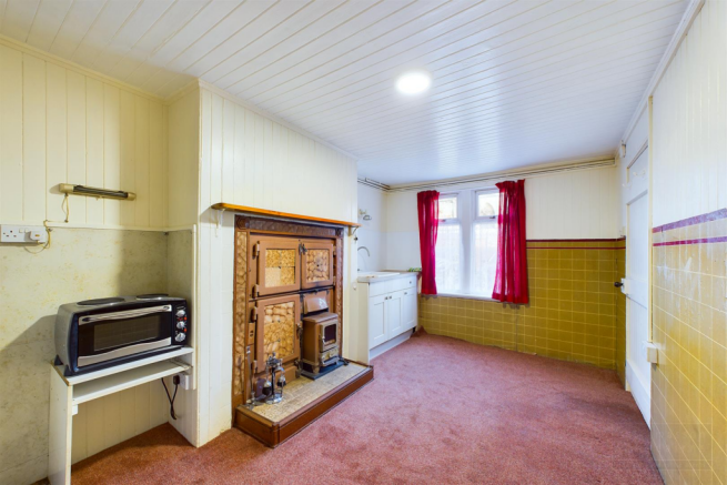 Sitting Room / Kitchen