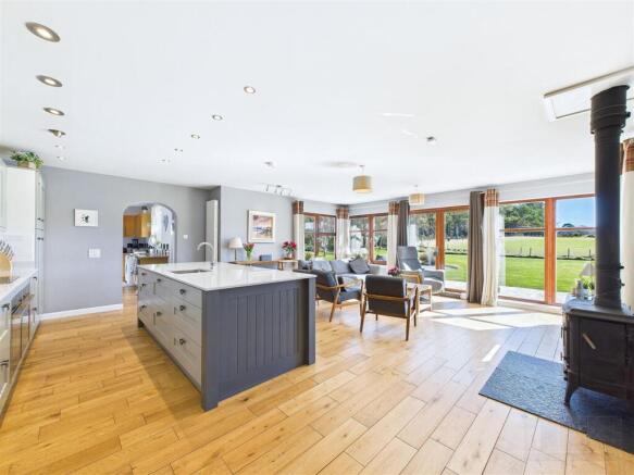 Kitchen / Dining / Family Room