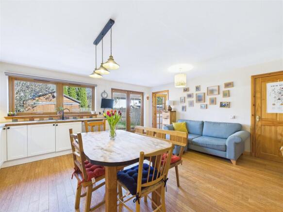 family/dining/kithcen