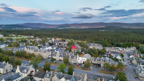 Garden Apartment 5, Stonefield House, The Square, Grantown on Spey