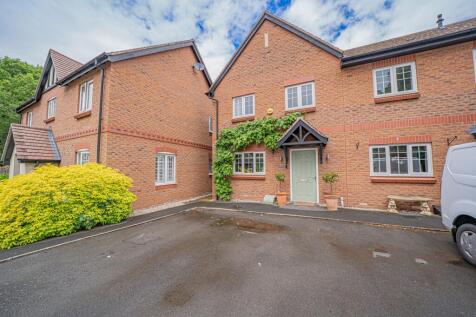 St. Phillips Grove, Bentley Heath, B93