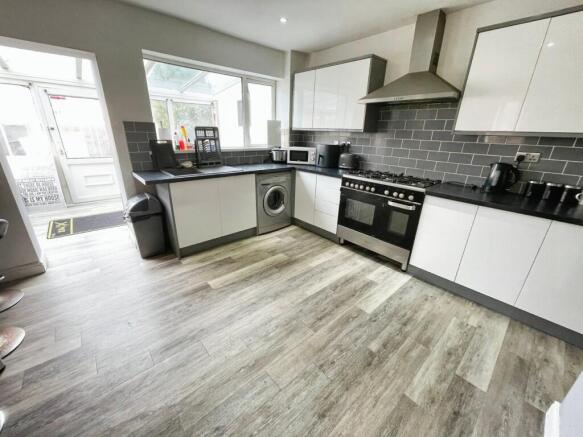 Kitchen/Breakfast Room
