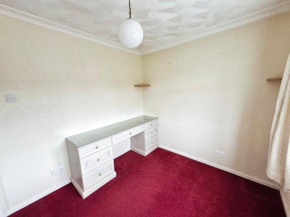 Bedroom (front) (2)