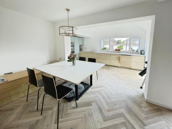 Kitchen/Dining Room
