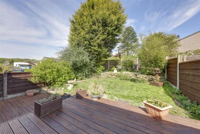 Rear Decking & Garden