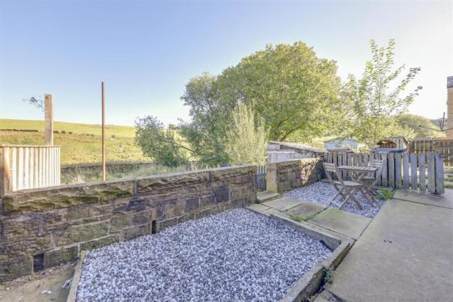 Rear Patio Garden