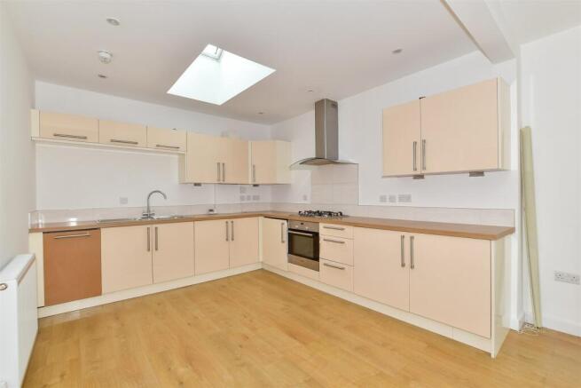 Lounge/ Kitchen