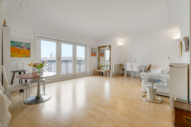 Spacious Living Room with High Ceilings