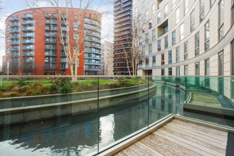 Biscayne Avenue, London, E14