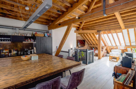 Port East, Hertsmere Road, London, E14