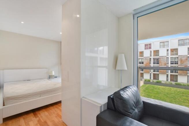 Living Area - Sle...