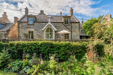 Valeview, 15 The Square, Penicuik, Midlothian, EH26 8LH