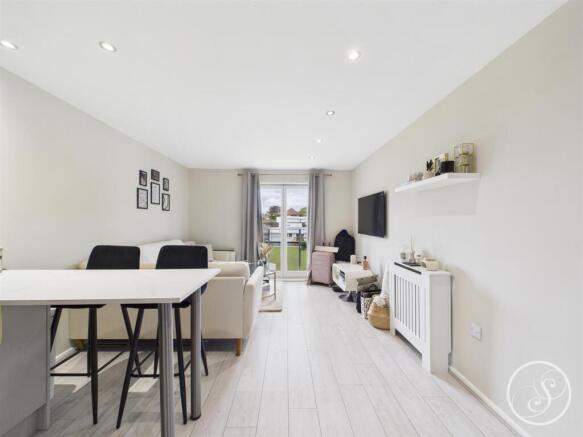 KITCHEN/ LIVING AREA