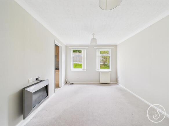 Living/Bedroom Area