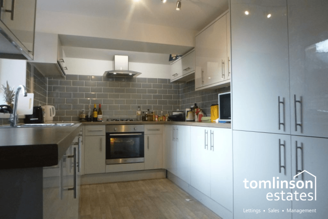 6 Bedroom terraced house - HMO