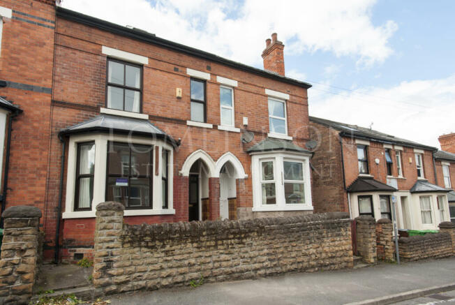 6 Bedroom Terraced House - HMO