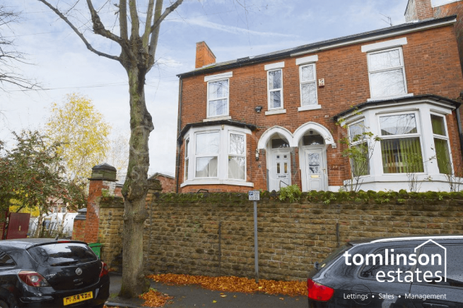 7 Bedroom Semi-Detached House - HMO