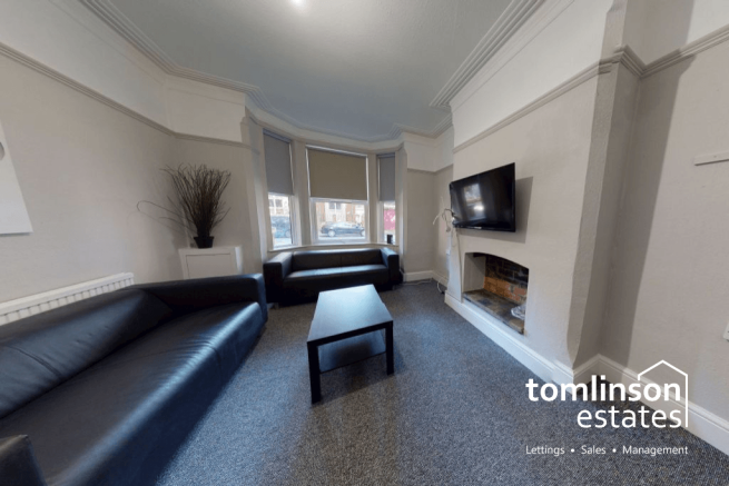 5 Bedroom terraced house - HMO