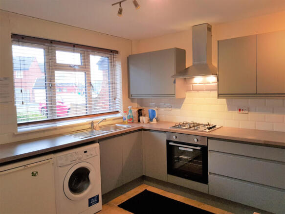 3 Bedroom end terrace house - HMO