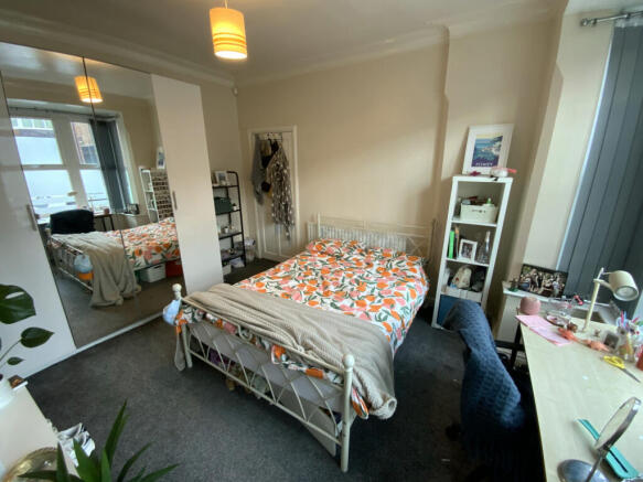 4 Bedroom Terraced House - HMO