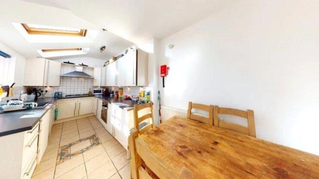 6 Bedroom Property - HMO