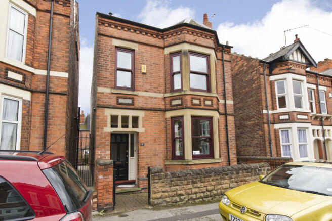 7 Bedroom detached house - HMO