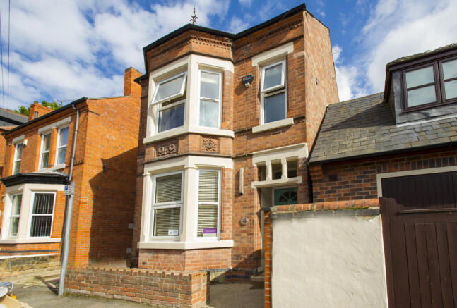 6 Bedroom detached house - HMO