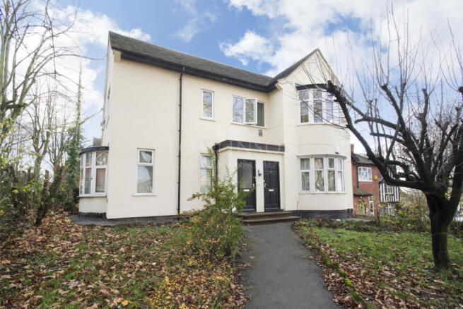 2 Bedroom First Floor Flat with Ensuites