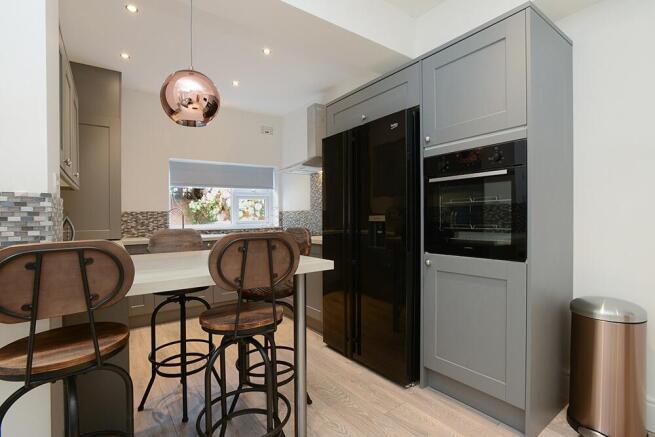 5 Bedroom semi-detached house (HMO)