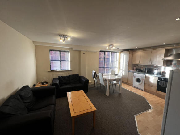 2 Bedroom student flat
