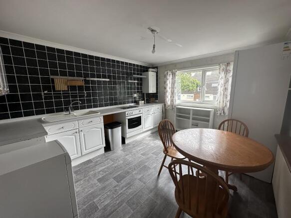 2 Bedroom end terrace house