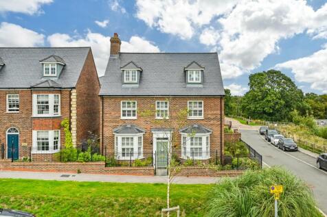 Burgess Drive, Tenterden, Kent, TN30