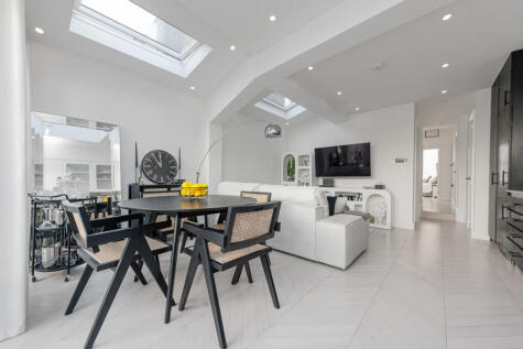 College Road, London, NW10