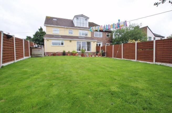 4 bedroom semidetached house for sale in Hale Road, Hale Village, Liverpool, L24