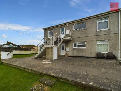 Perranporth - 2 bedroom apartment for sale