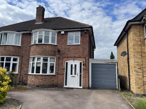 3 Bedroom semi detached house for rent