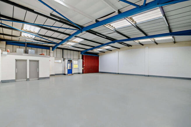 EDIT_Carlton_Industrial_Estate_Unit_91_08-EHOUSE 28.02.2022.jpg