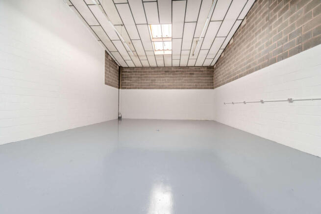 8517293-11_08_2022-MeadowBankIndustrialEstate-UnitA8-13-Final-800 (1).jpg